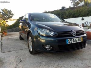 Volkswagen Golf 1.6 TDI Agosto/12 - à venda - Ligeiros