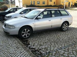 Audi A4 ATRACTION Março/00 - à venda - Ligeiros