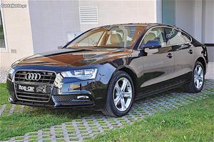 Audi A5 2.0 TDI Multitronic Janeiro/16 - à venda - Ligeiros