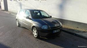 Clio a GPL super econômico impecável Abril/99 - à venda -