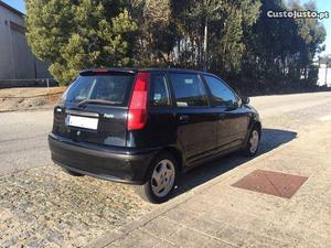 Fiat Punto 1.7 TD Novembro/94 - à venda - Ligeiros