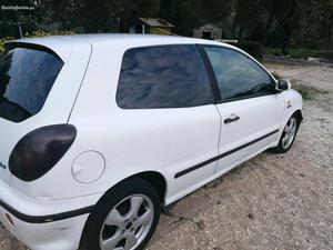 Fiat bravo 105 gt Julho/00 - à venda - Comerciais / Van,