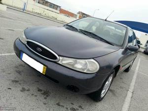 Ford Mondeo 1.8 TD Estimado Agosto/97 - à venda - Ligeiros