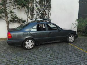 Mercedes 220 diesel Setembro/94 - à venda - Ligeiros