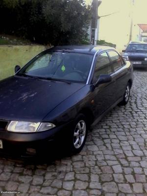 Mitsubishi Carisma  Abril/97 - à venda - Ligeiros