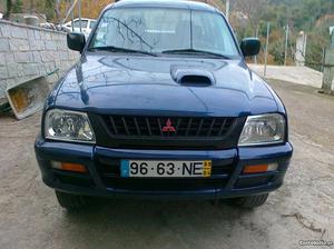 Mitsubishi L200 pik up 4x4 Abril/99 - à venda - Pick-up/