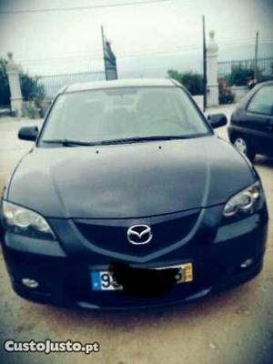 Muito estimado mazda 3 1.6 Outubro/05 - à venda - Ligeiros