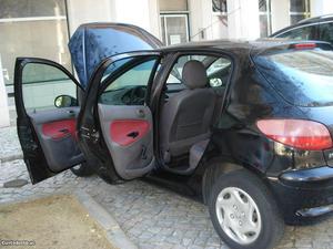 Peugeot  Portas 160M 01 Dezembro/01 - à venda -