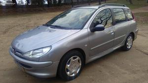 Peugeot  SW com A/C Maio/04 - à venda - Ligeiros