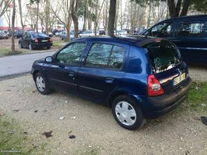 Renault Clio 1.5DCI Mil IMPECÁVEL Agosto/01 - à