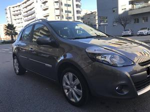 Renault Clio Full Extras Novembro/10 - à venda - Ligeiros