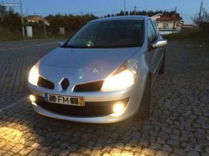 Renault Clio III 1.5 dci 85cv Março/08 - à venda -