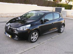 Renault Clio Tourer 0.9 Dynamique Abril/15 - à venda -