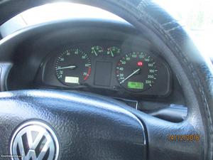 VW Passat  cilindrada Maio/97 - à venda - Ligeiros