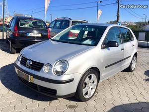 VW Polo 1.2 Confortline Abril/02 - à venda - Ligeiros