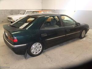 Citroën Xantia 1.6 i Outubro/93 - à venda - Ligeiros