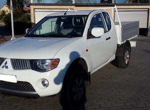 Mitsubishi L DID 4x4 4lug