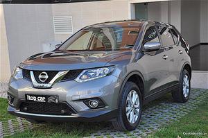 Nissan X-Trail 1.6 dCi Acenta Setembro/15 - à venda -