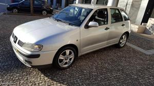 Seat Ibiza 1.0 MPI Fevereiro/01 - à venda - Ligeiros