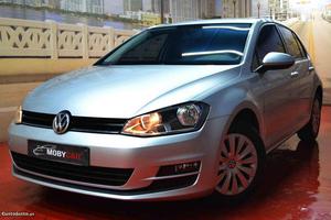 VW Golf 1.6 TDI BLUEMOTION Novembro/13 - à venda - Ligeiros