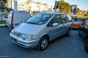 VW Sharan 1.9 TDi Highline Janeiro/97 - à venda -