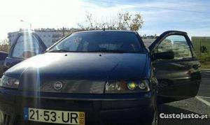 Fiat Punto  Fevereiro/03 - à venda - Ligeiros