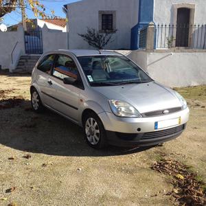 Ford Fiesta Sport Van 1.4 TDCI Março/04 - à venda -