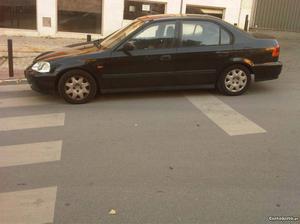 Honda Civic 1.5 Vtec Junho/99 - à venda - Ligeiros