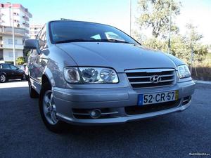 Hyundai Trajet 2.0 CRDI 111mk 7L Fevereiro/07 - à venda -