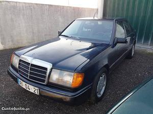 Mercedes-Benz E i  Março/89 - à venda -