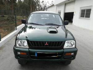 Mitsubishi L TD 4X4 Fevereiro/99 - à venda -