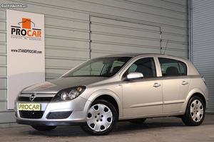 Opel Astra 1.7 CDTI 100 Cv Setembro/04 - à venda - Ligeiros