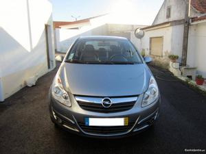 Opel Corsa 1.2 Cosmo Maio/07 - à venda - Ligeiros