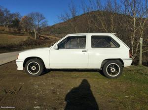 Opel Corsa Isuzu 1.5d Agosto/89 - à venda - Comerciais /