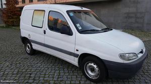 Peugeot 1.9 D Novembro/97 - à venda - Comerciais / Van,