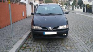 Renault Scénic  CV Fevereiro/97 - à venda - Ligeiros