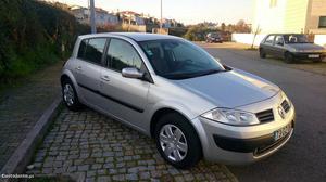 Renault megane 1.5dci 100cv Julho/05 - à venda - Ligeiros