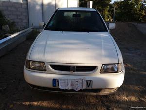 Seat Ibiza 1.4 SLX Maio/95 - à venda - Ligeiros