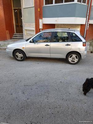 Seat Ibiza ibiza Fevereiro/99 - à venda - Ligeiros