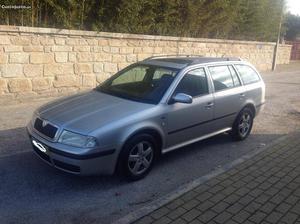 Skoda Octavia 1.9 TDI 110 CV Novembro/00 - à venda -