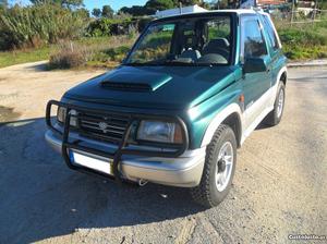 Suzuki Vitara 1.9 TD 4x4 Hard Top Junho/99 - à venda -