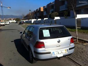 VW Golf 1.9 SDI Novembro/98 - à venda - Ligeiros