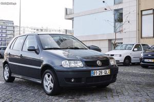 VW Polo 1.0i km Outubro/00 - à venda - Ligeiros