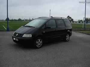 VW Sharan 1.9 TDI 115 CV Outubro/02 - à venda - Monovolume