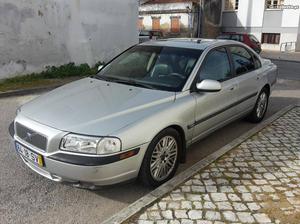 Volvo S D5 Janeiro/02 - à venda - Ligeiros