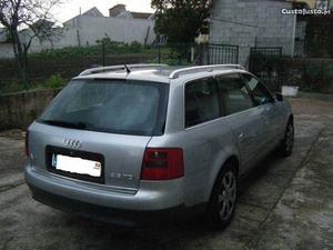 Audi A6 Avant Novembro/98 - à venda - Ligeiros Passageiros,