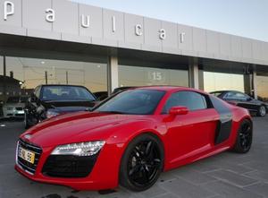 Audi R8 5.2 FSI V10 QUATTRO R-TRONIC