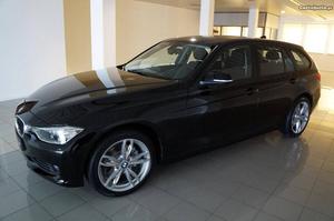 BMW 320 d Touring X-Drive Janeiro/14 - à venda - Ligeiros