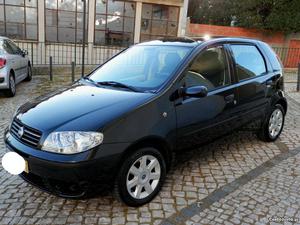 Fiat Punto V  CNovo Dezembro/03 - à venda -