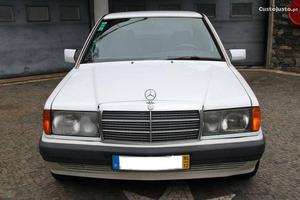 Mercedes-Benz  Dezembro/90 - à venda - Ligeiros